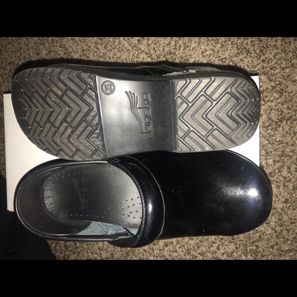 Size 5 Dansko Clog - image 1